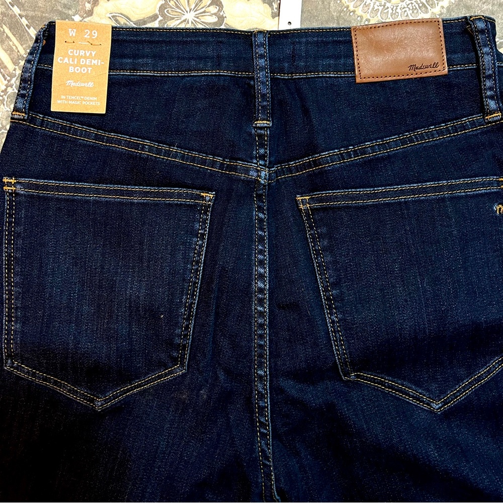 Madewell Cali Demi-Boot Jeans (NWOT) Never Worn!